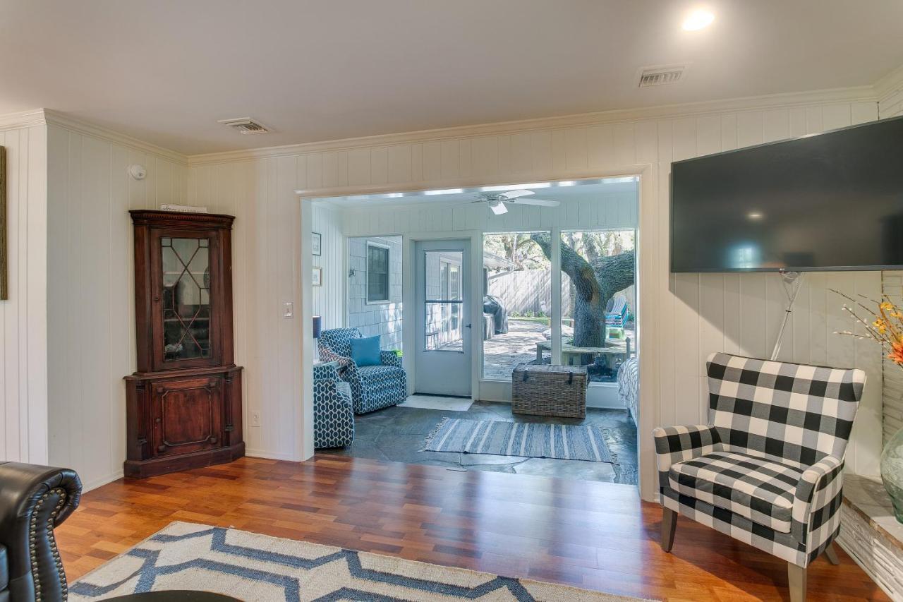 Spacious St Simons Island Vacation Rental With Pool! St. Simons Island Exterior foto